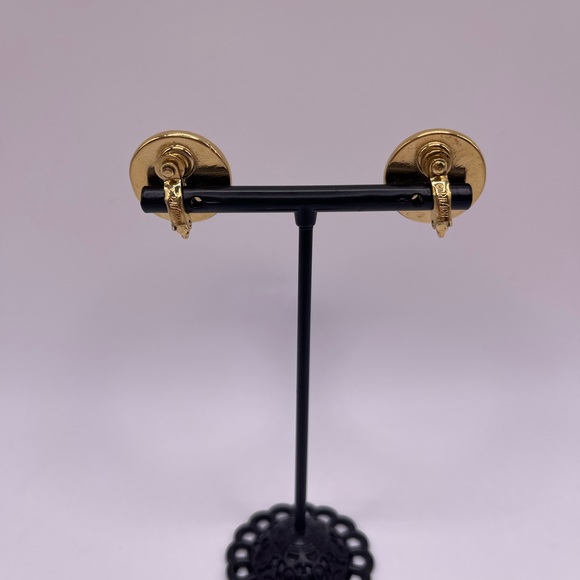 Vintage Trifari Clip-On Earrings - Picture 2 of 5